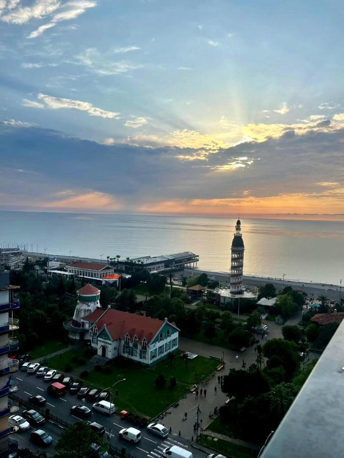 Orbi City Hotel On The Sea Batumi Zewnętrze zdjęcie